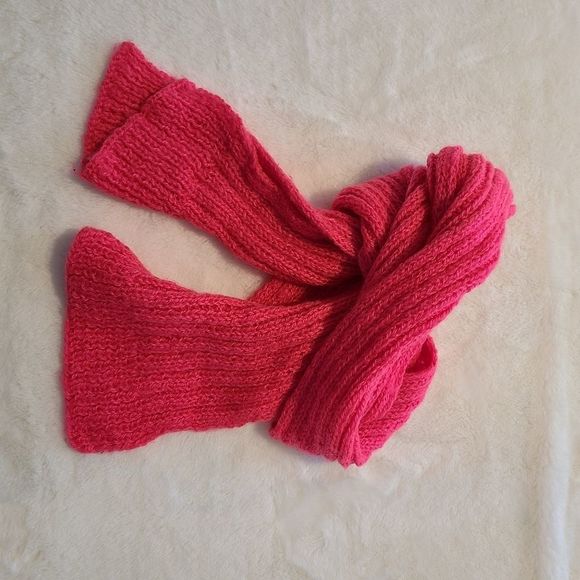 Pink Scarf - Picture 4 of 7
